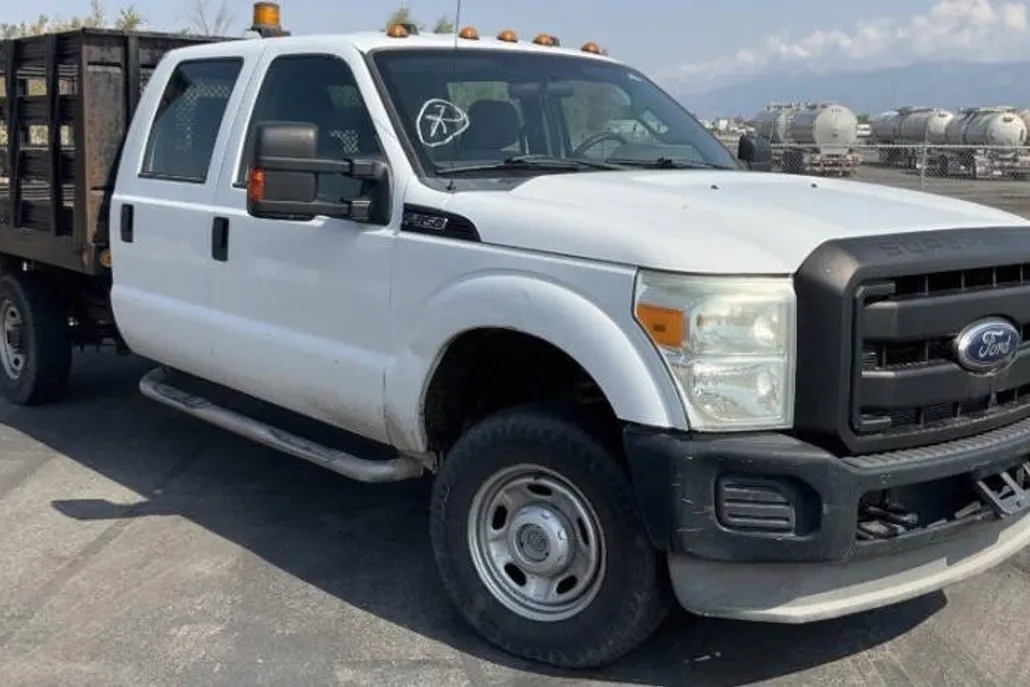 2011 Ford F-350 XLT photo 1