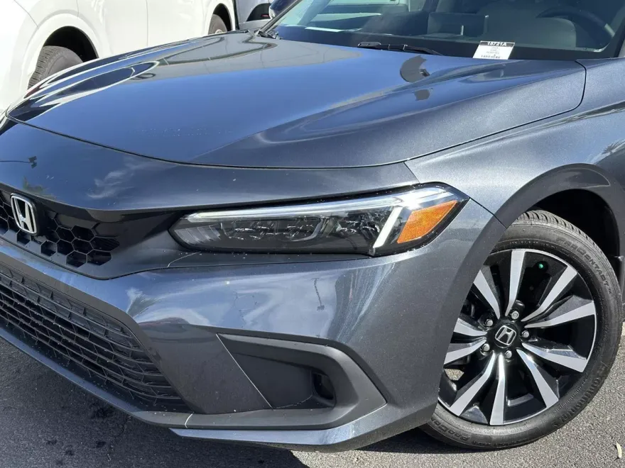 2024 Honda Civic Hatchback EX-L photo 1