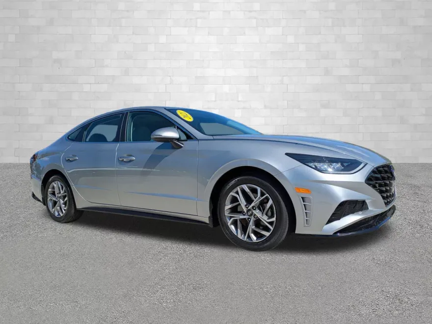 2021 Hyundai Sonata SEL photo 1