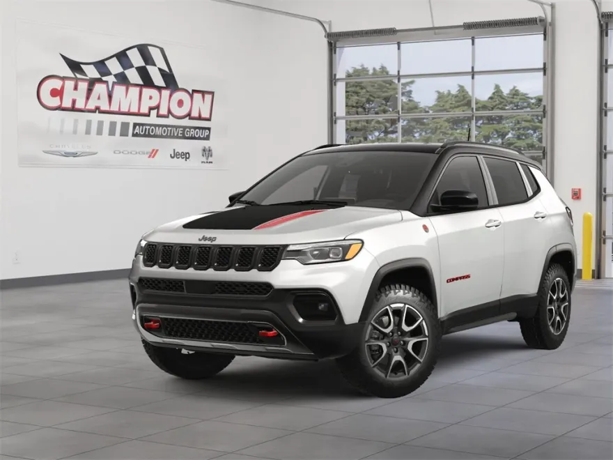 2025 Jeep Compass Trailhawk photo 1