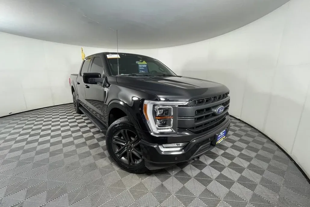 2022 Ford F-150 Lariat photo 1