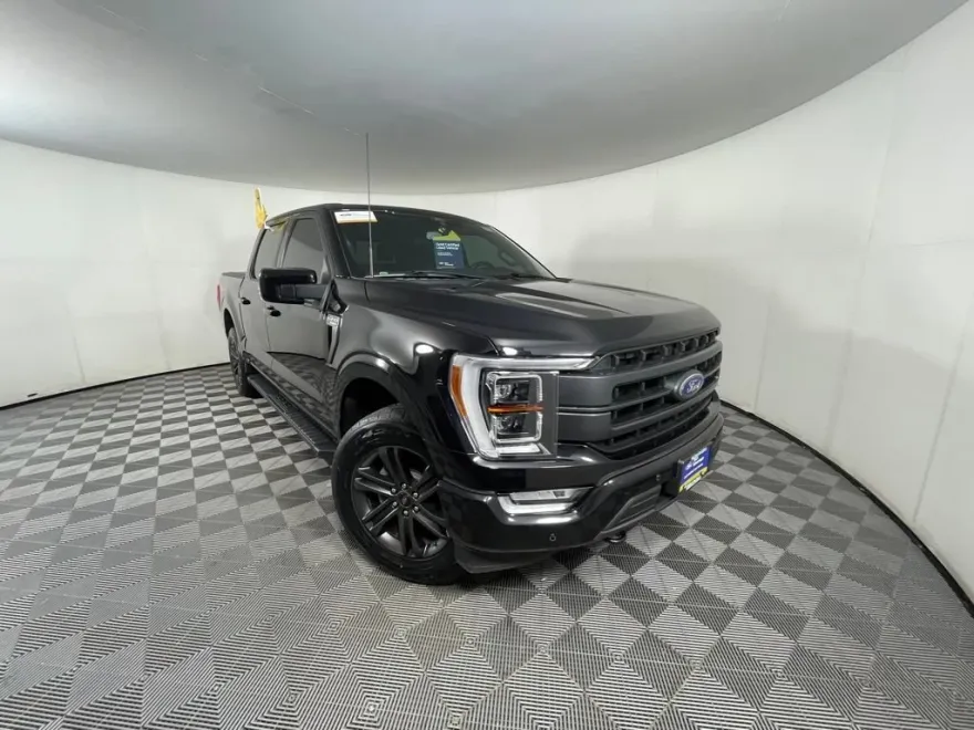 2022 Ford F-150 Lariat photo 1