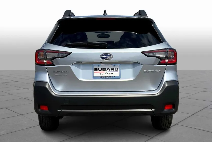 2025 Subaru Outback Premium photo 1