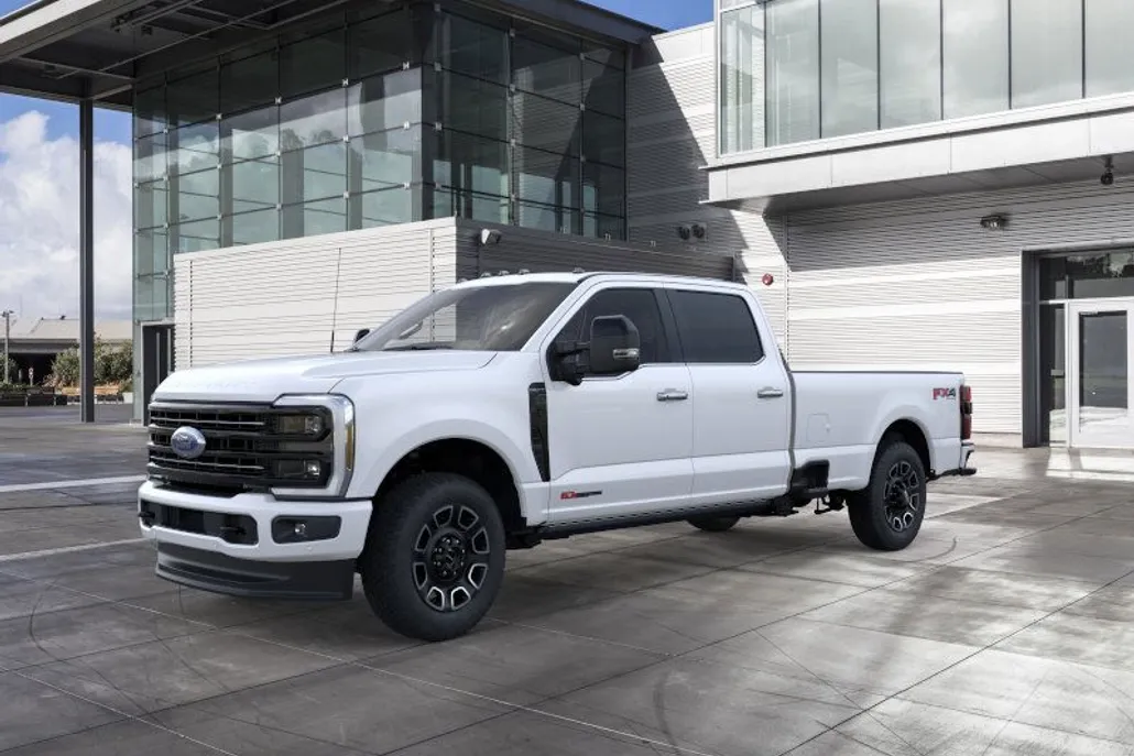 2026 Ford F-350 Platinum photo 1