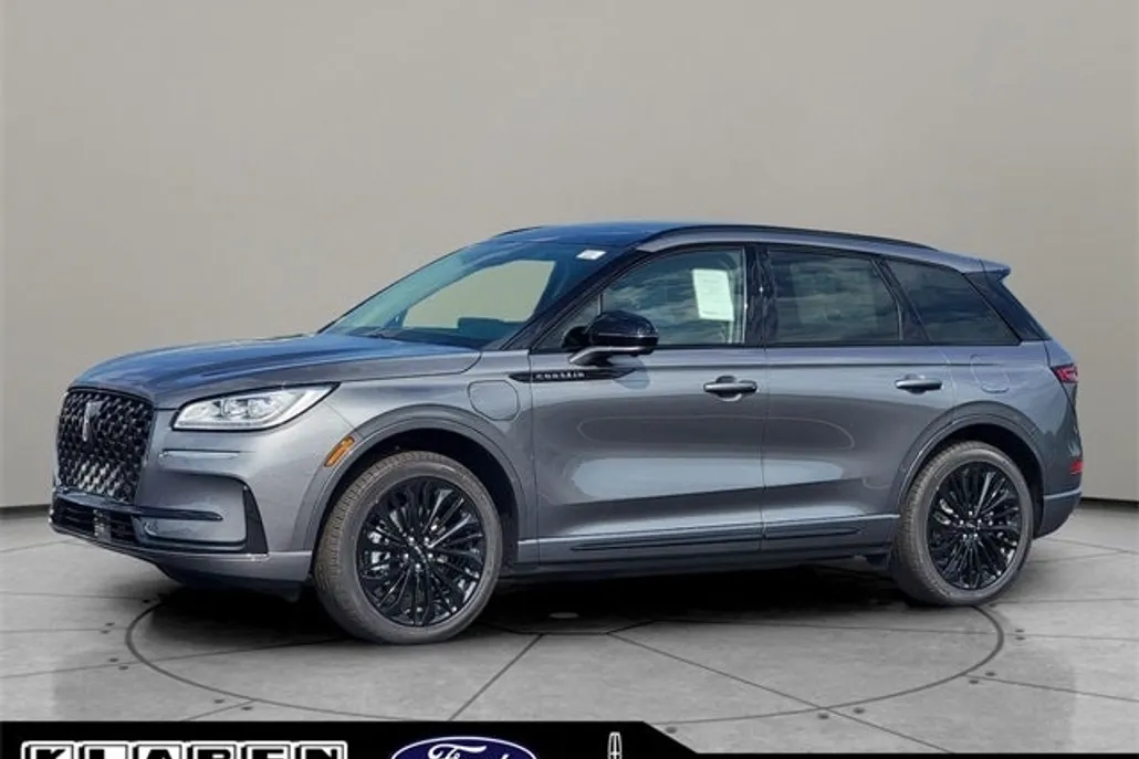 2025 Lincoln Corsair Grand Touring photo 1