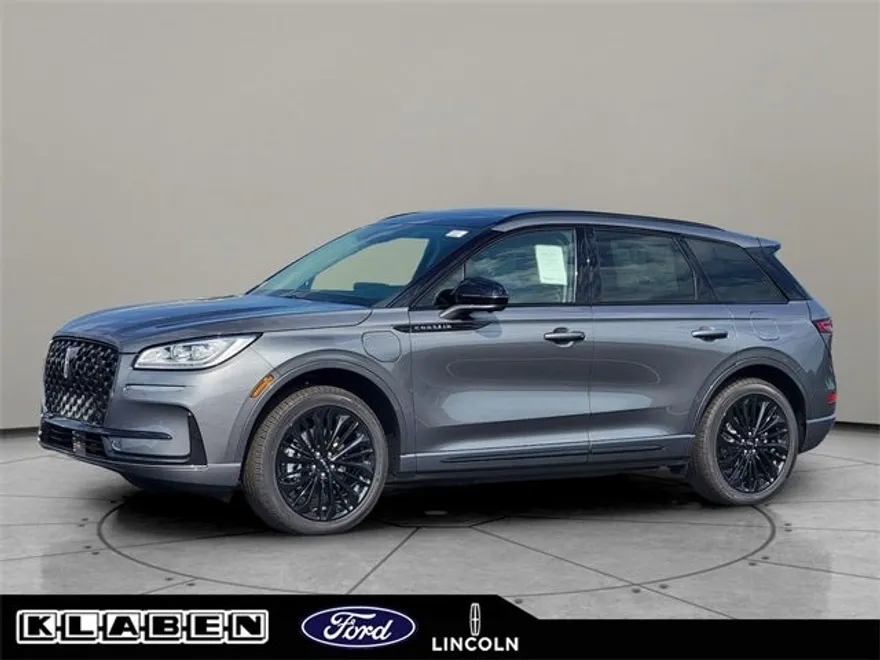 2025 Lincoln Corsair Grand Touring photo 1