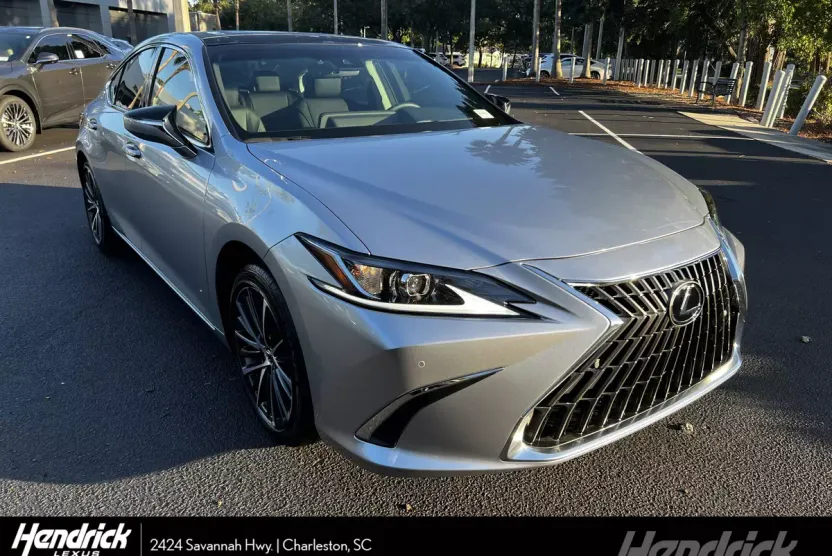 2025 Lexus ES 350 photo 1