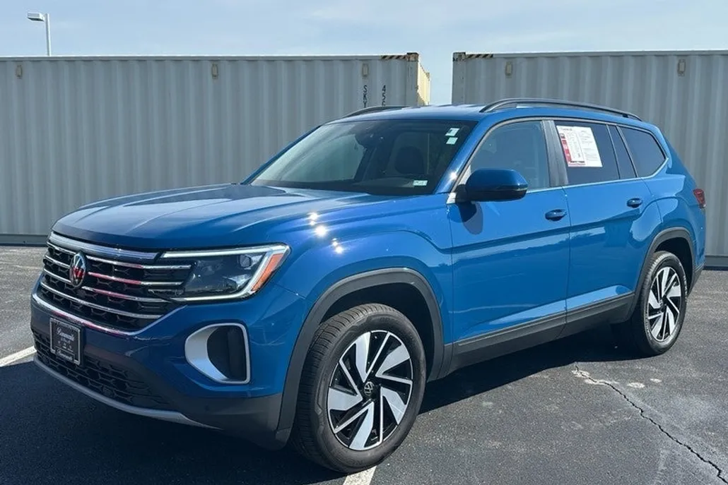 2025 Volkswagen Atlas SE Technology photo 1