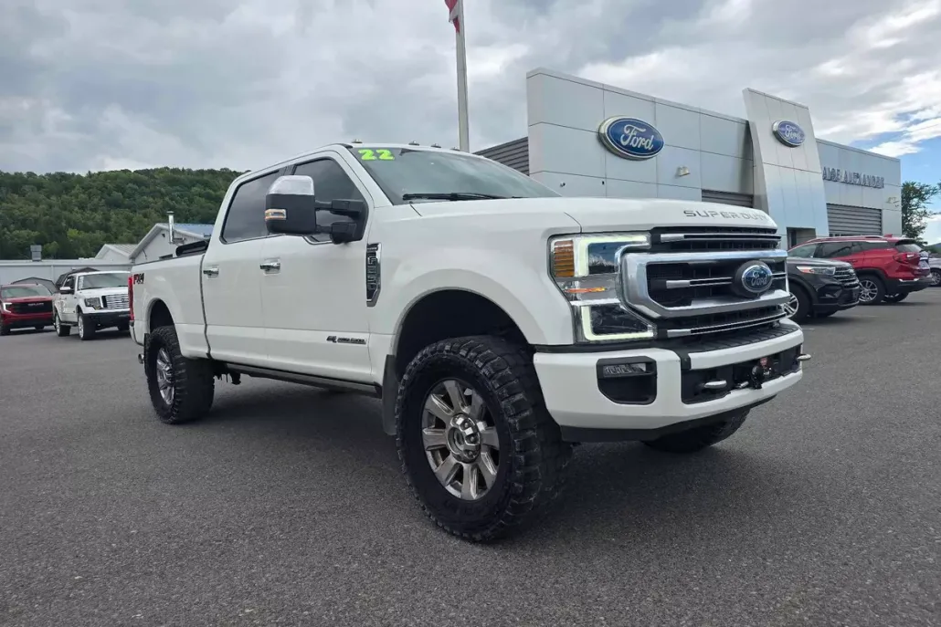 2022 Ford F-250 Platinum photo 1