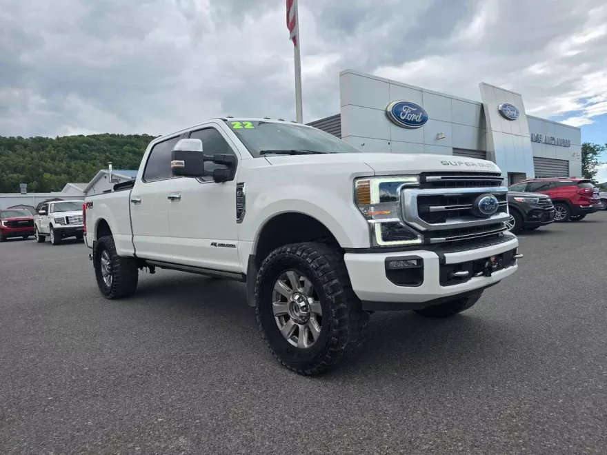 2022 Ford F-250 Platinum photo 1