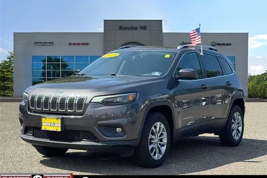 2019 Jeep Cherokee Latitude photo 1