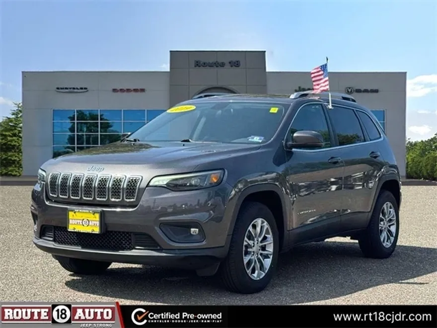 2019 Jeep Cherokee Latitude photo 1