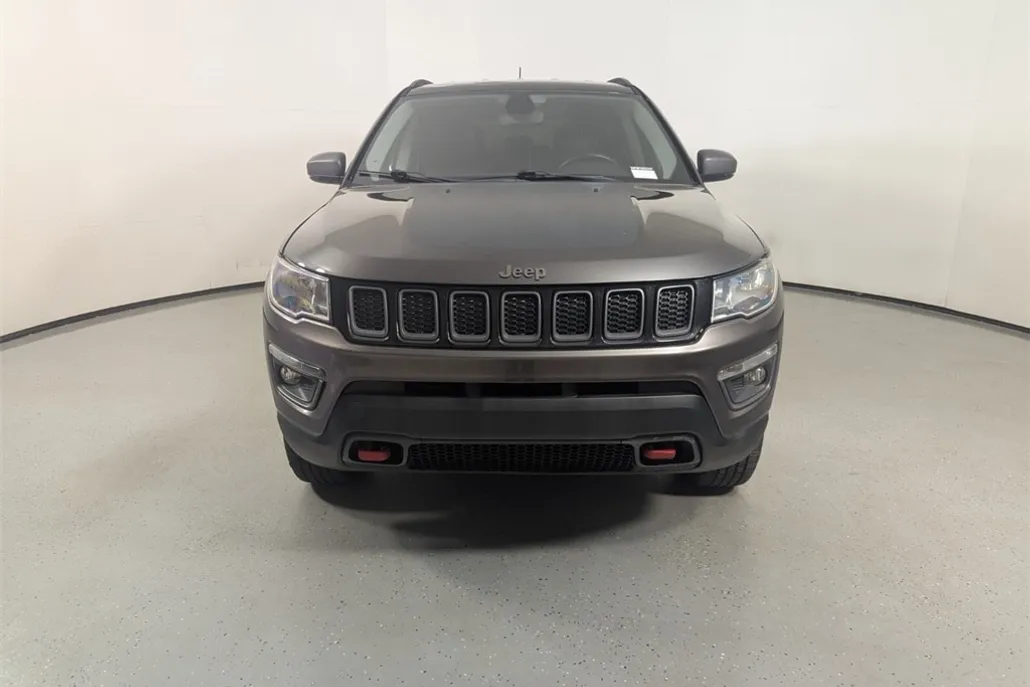2020 Jeep Compass Trailhawk photo 1