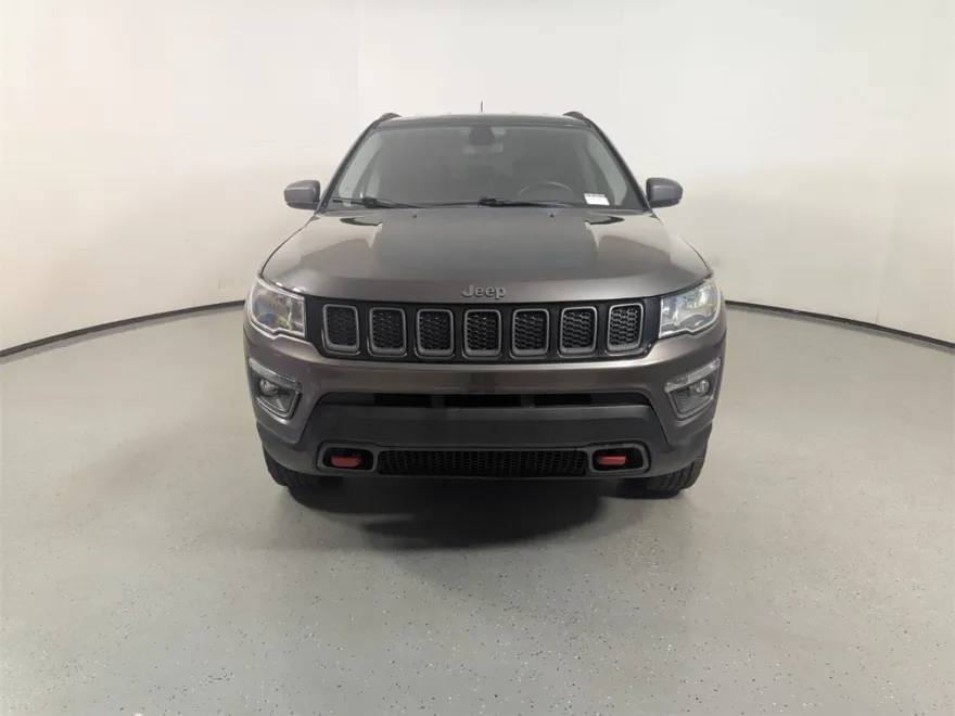 2020 Jeep Compass Trailhawk photo 1