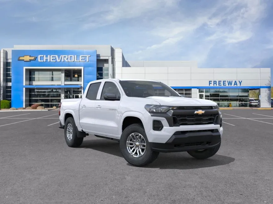 2026 Chevrolet Colorado LT photo 1
