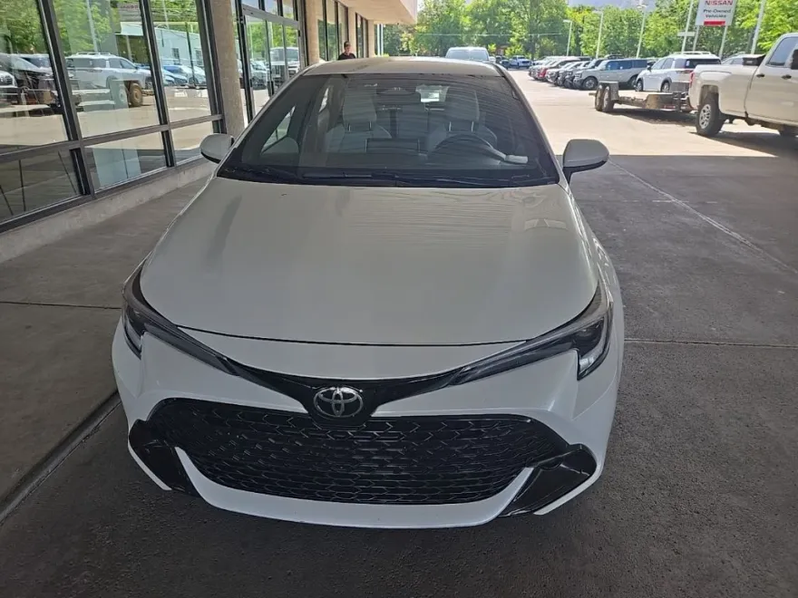 2024 Toyota Corolla SE photo 1