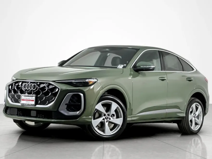2025 Audi Q5 Sportback Premium Plus TFSI photo 1