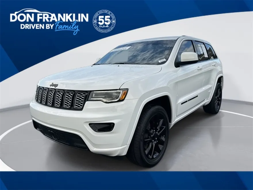 2022 Jeep Cherokee Laredo X photo 1