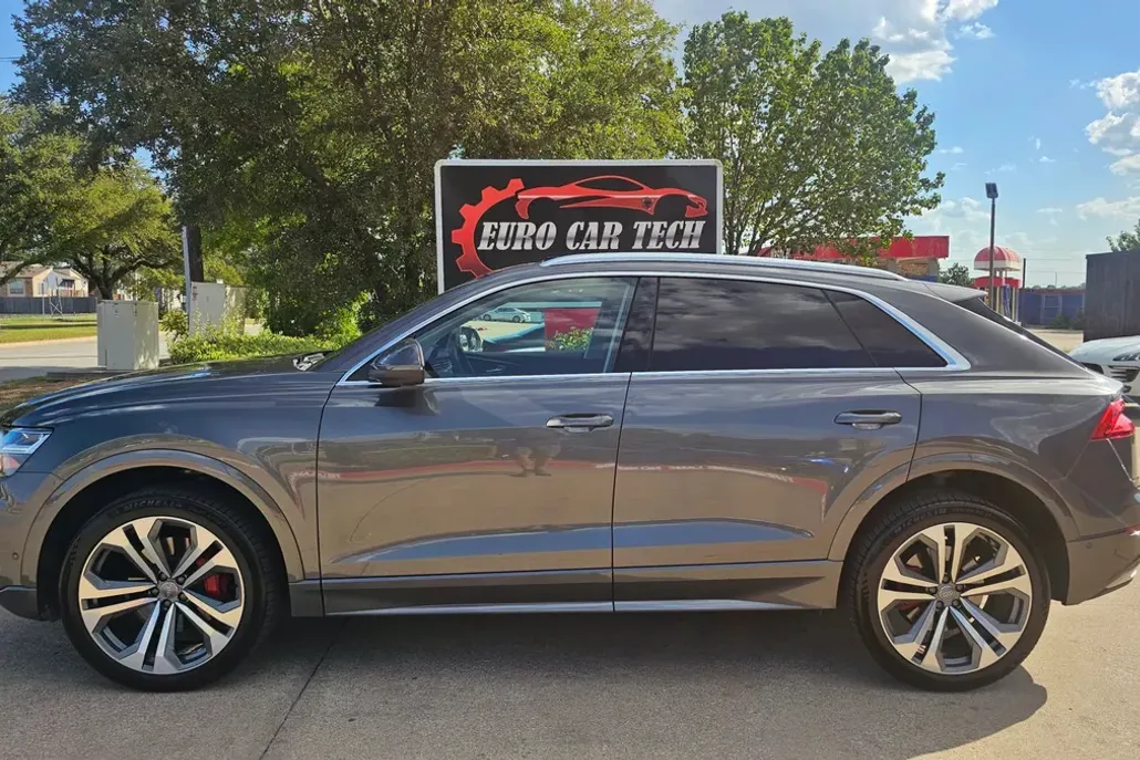 2019 Audi Q8 Premium Plus photo 1