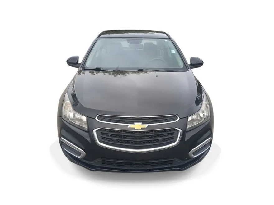 2016 Chevrolet Cruze LT photo 1