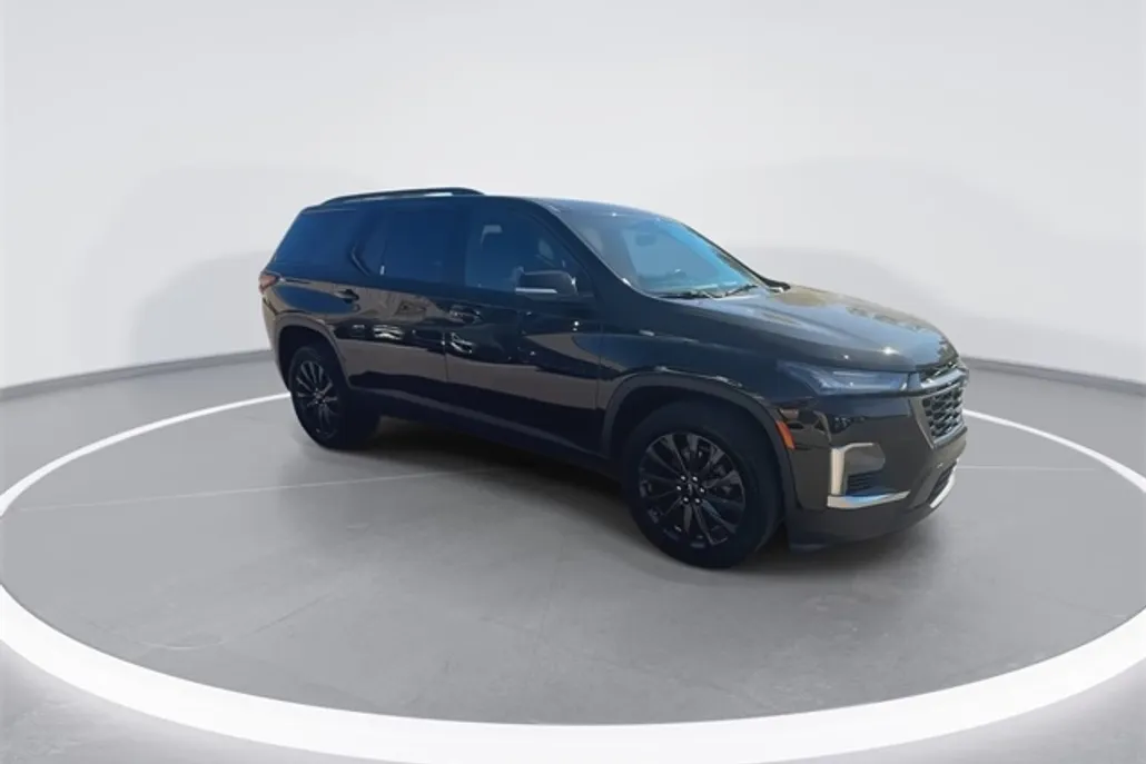 2024 Chevrolet Traverse RS photo 1