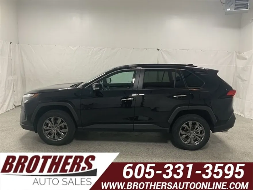 2023 Toyota RAV4 Hybrid Limited photo 1