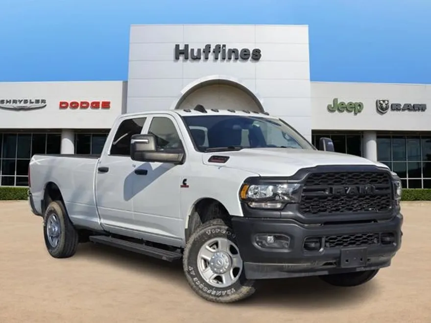 2023 Ram 2500 Tradesman photo 1