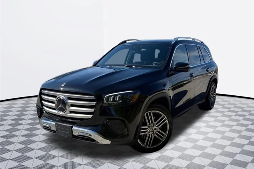 2025 Mercedes Benz GLS 450 4MATIC photo 1