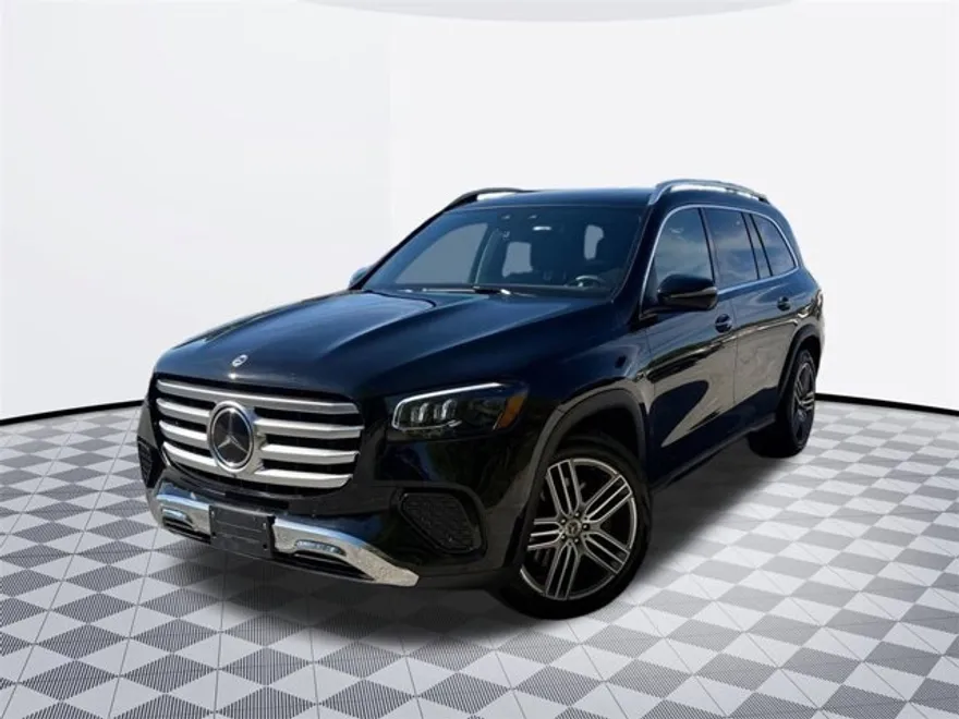 2025 Mercedes Benz GLS 450 4MATIC photo 1