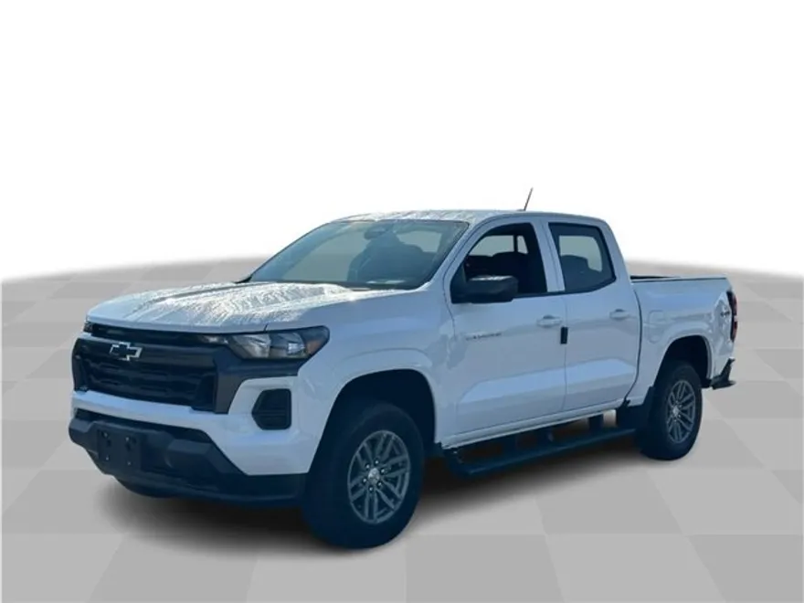 2026 Chevrolet Colorado LT photo 1