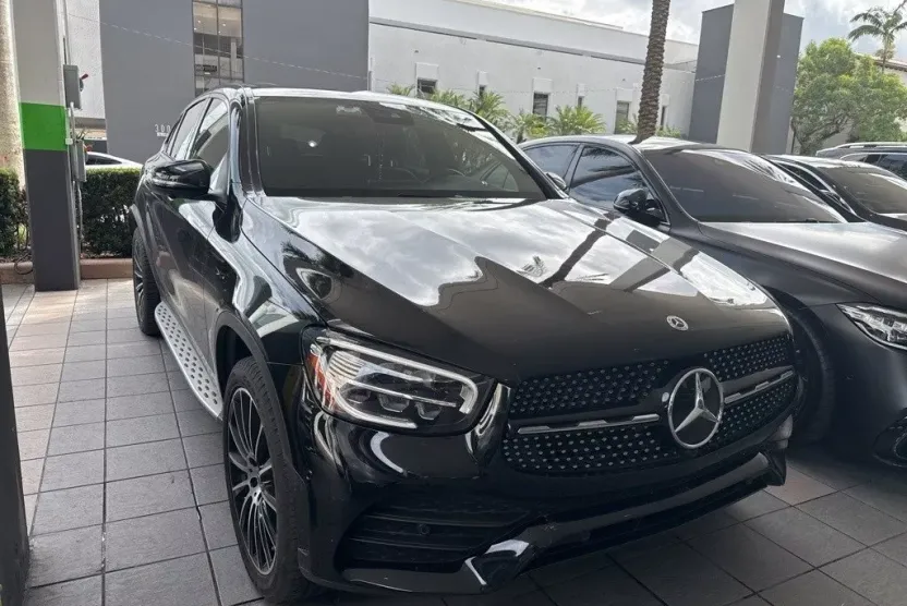 2023 Mercedes Benz GLC 300 4MATIC Coupe photo 1