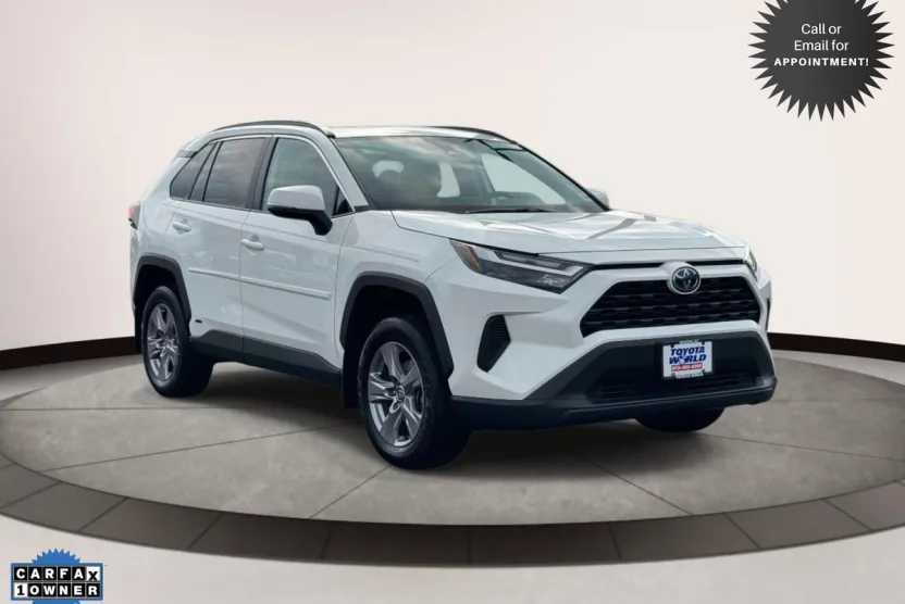 2023 Toyota RAV4 Hybrid XLE photo 1