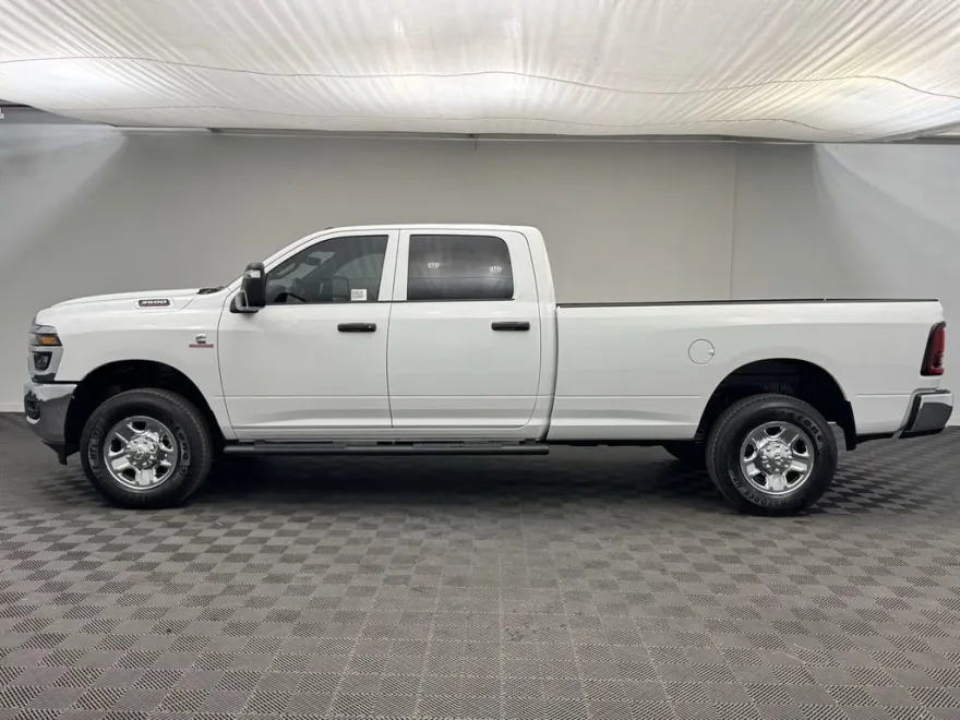 2025 Ram 3500 Tradesman photo 1