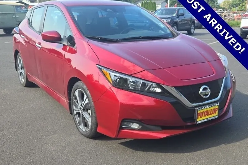 2022 Nissan Leaf SV photo 1