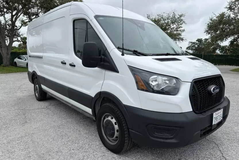2025 Ford Transit Cargo Van photo 1