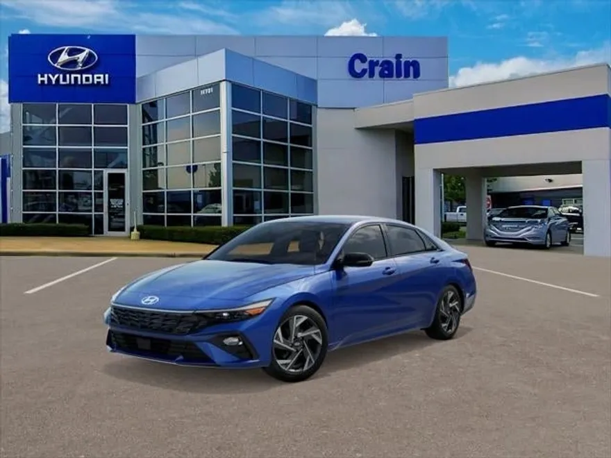 2025 Hyundai Elantra SEL Sport photo 1