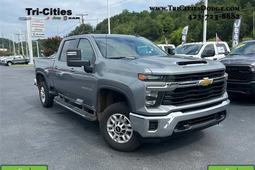2024 Chevrolet Silverado 2500HD LT photo 1