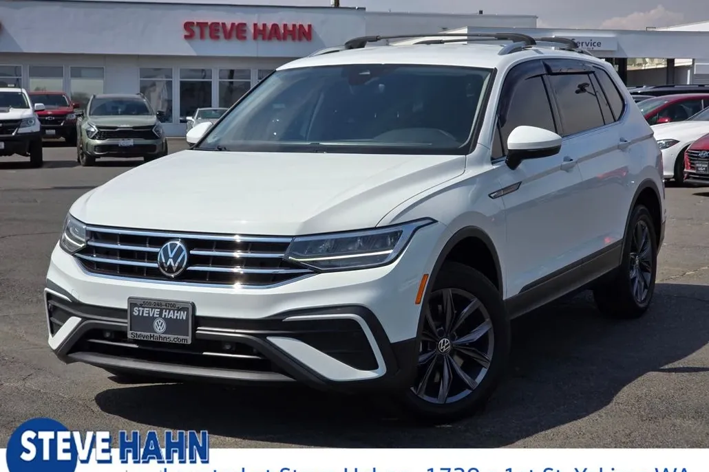 2022 Volkswagen Tiguan SE photo 1