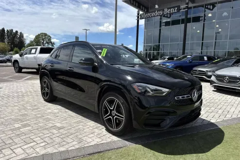 2025 Mercedes Benz GLA 250 photo 2
