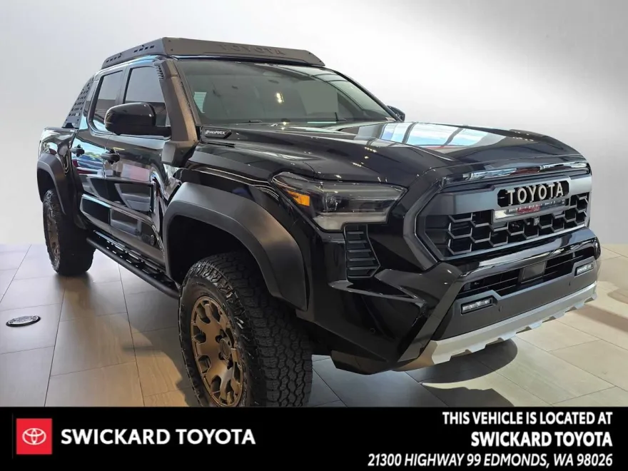 2024 Toyota Tacoma Trailhunter photo 1