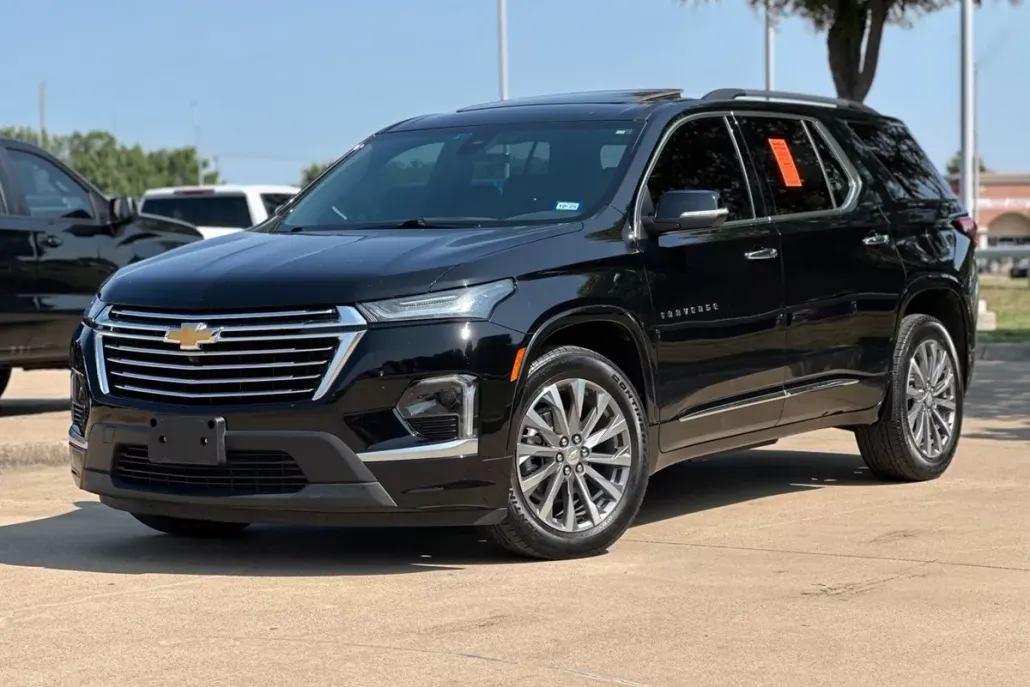 2023 Chevrolet Traverse Premier photo 1