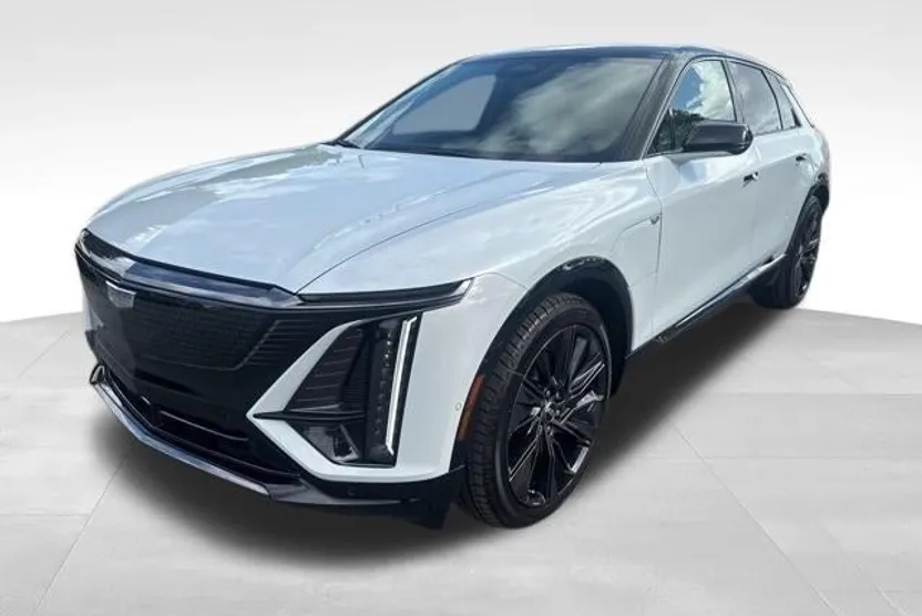 2026 Cadillac Lyriq Sport photo 1