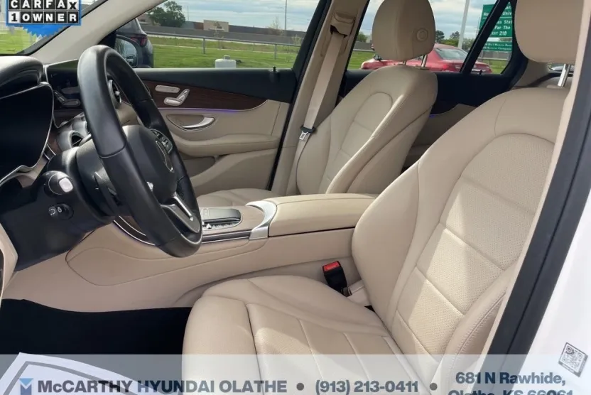 2022 Mercedes Benz GLC 300 4MATIC photo 1