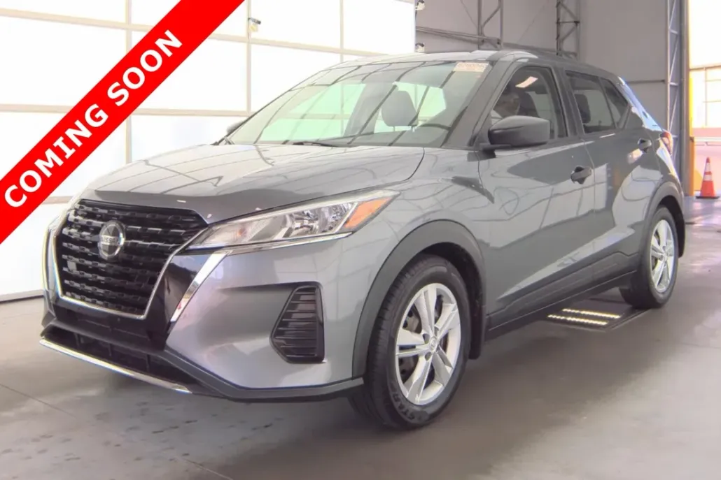 2023 Nissan Kicks S photo 1