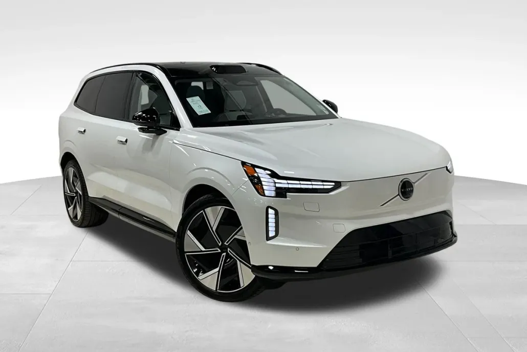 2025 Volvo EX90 Twin Motor Performance Ultra photo 1