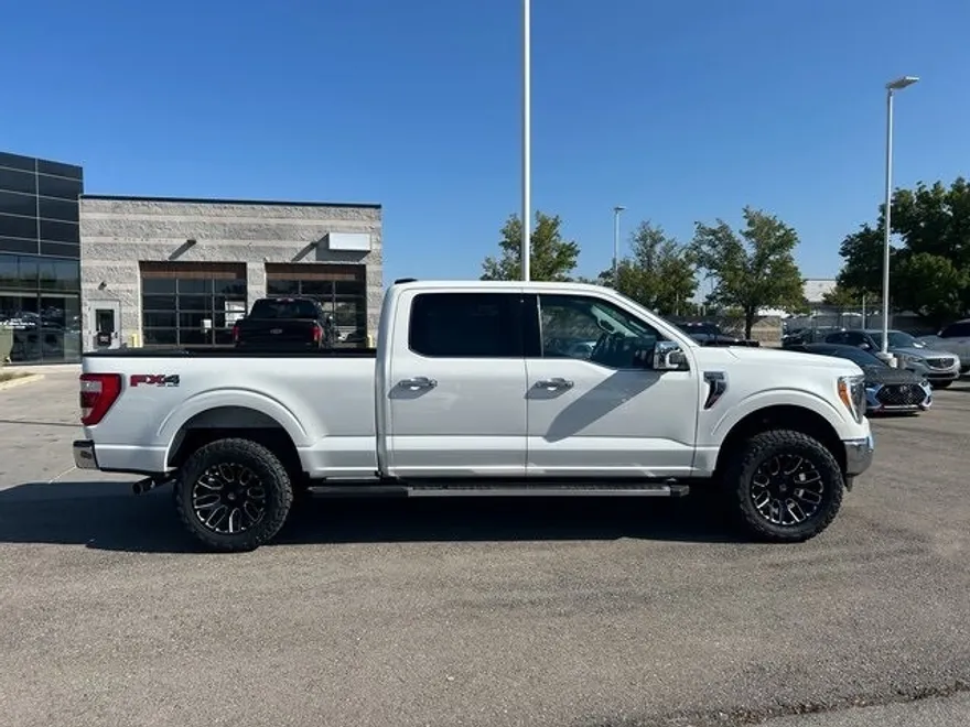2023 Ford F-150 Lariat photo 1