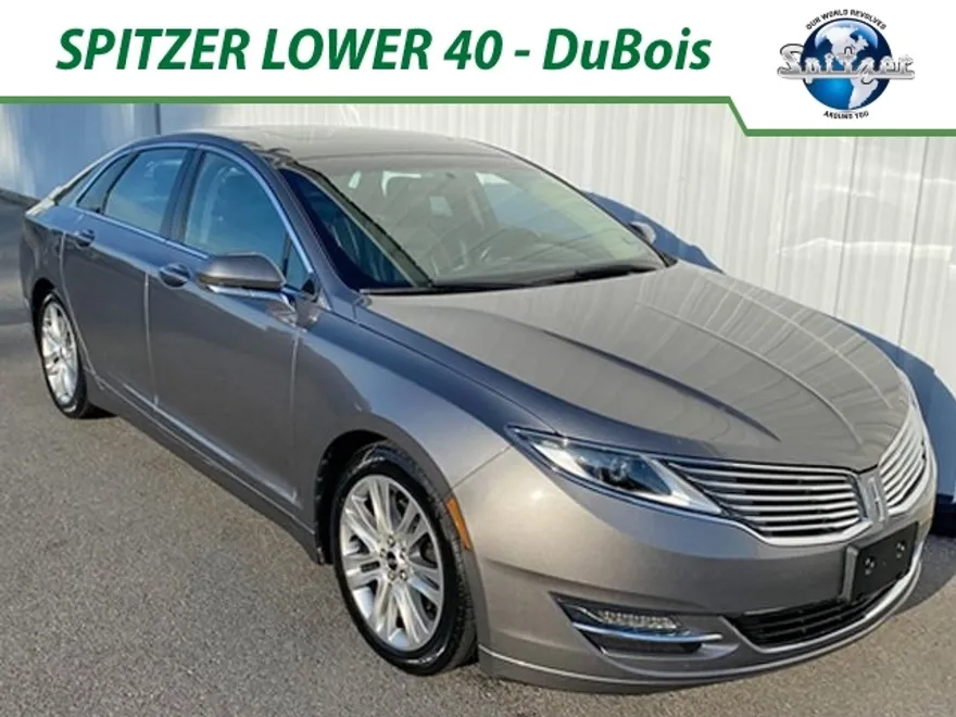 2014 Lincoln MKZ Base photo 1