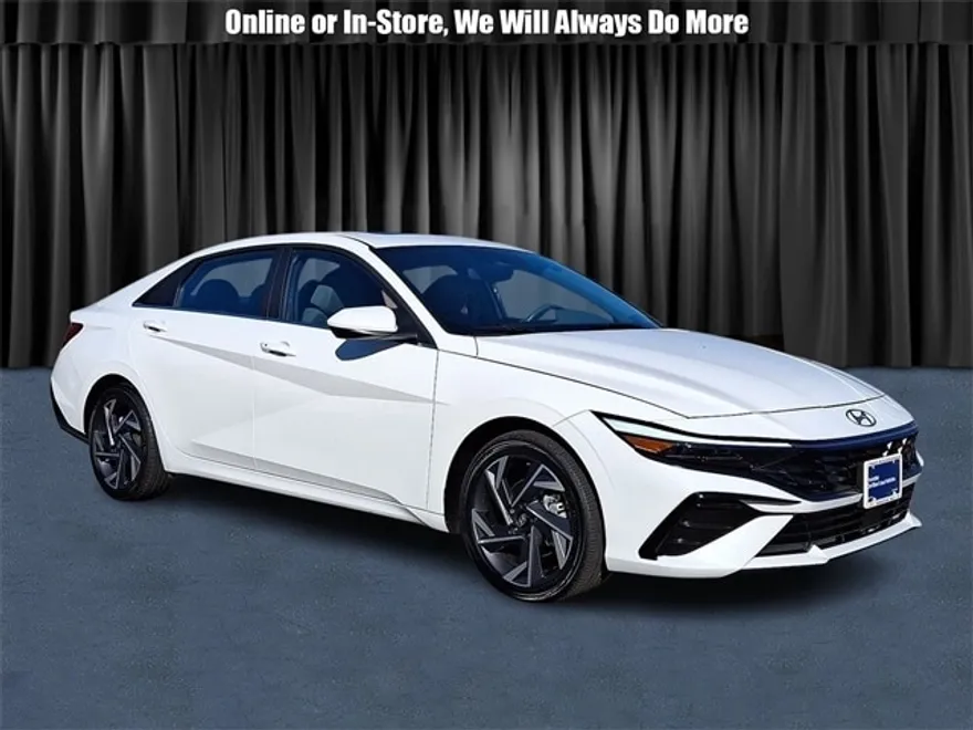 2024 Hyundai Elantra SEL Convenience photo 1