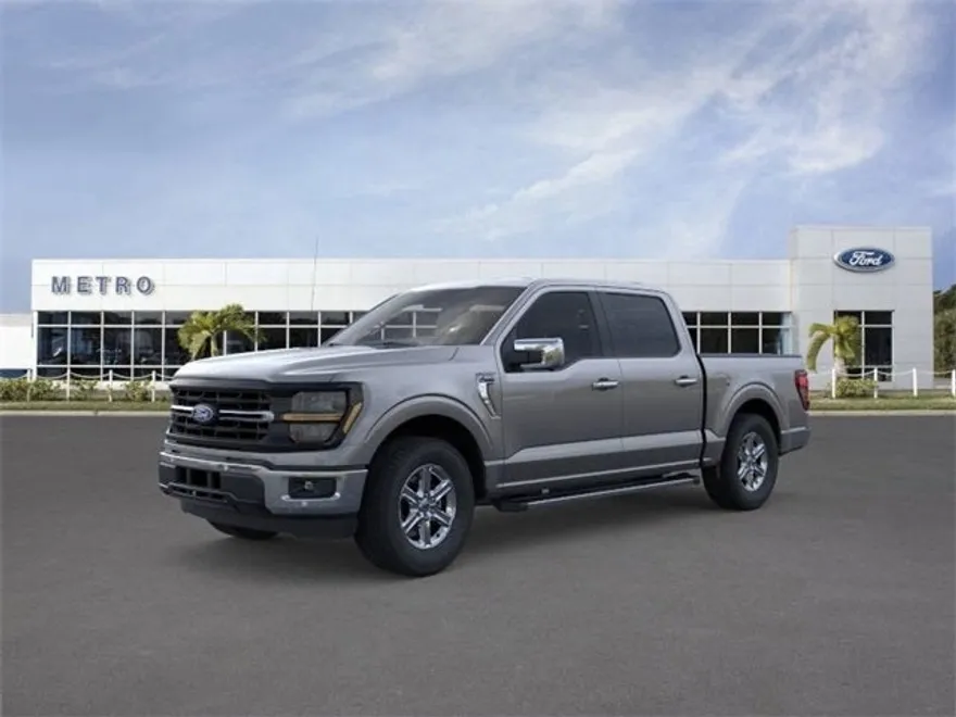2025 Ford F-150 XLT photo 1