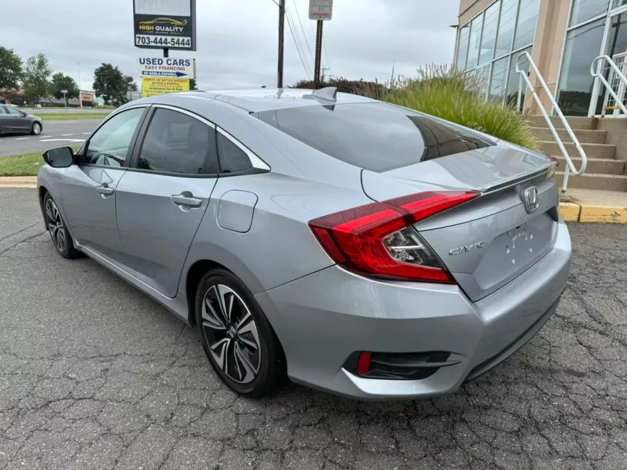 2016 Honda Civic EX-L photo 1